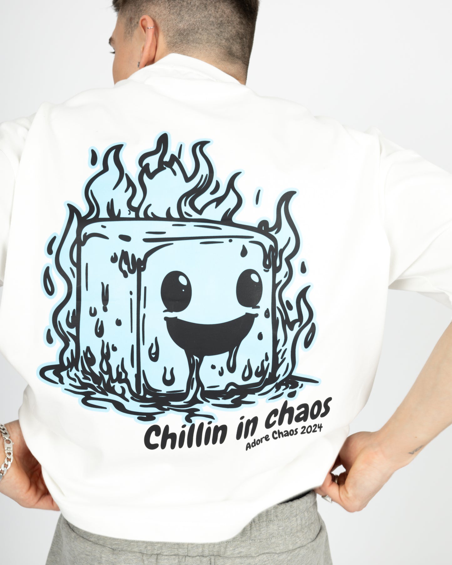 Chillin' T-Shirt - White