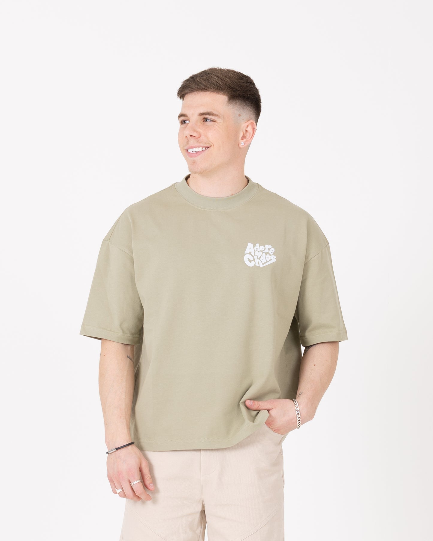 Classic T-Shirt - Olive
