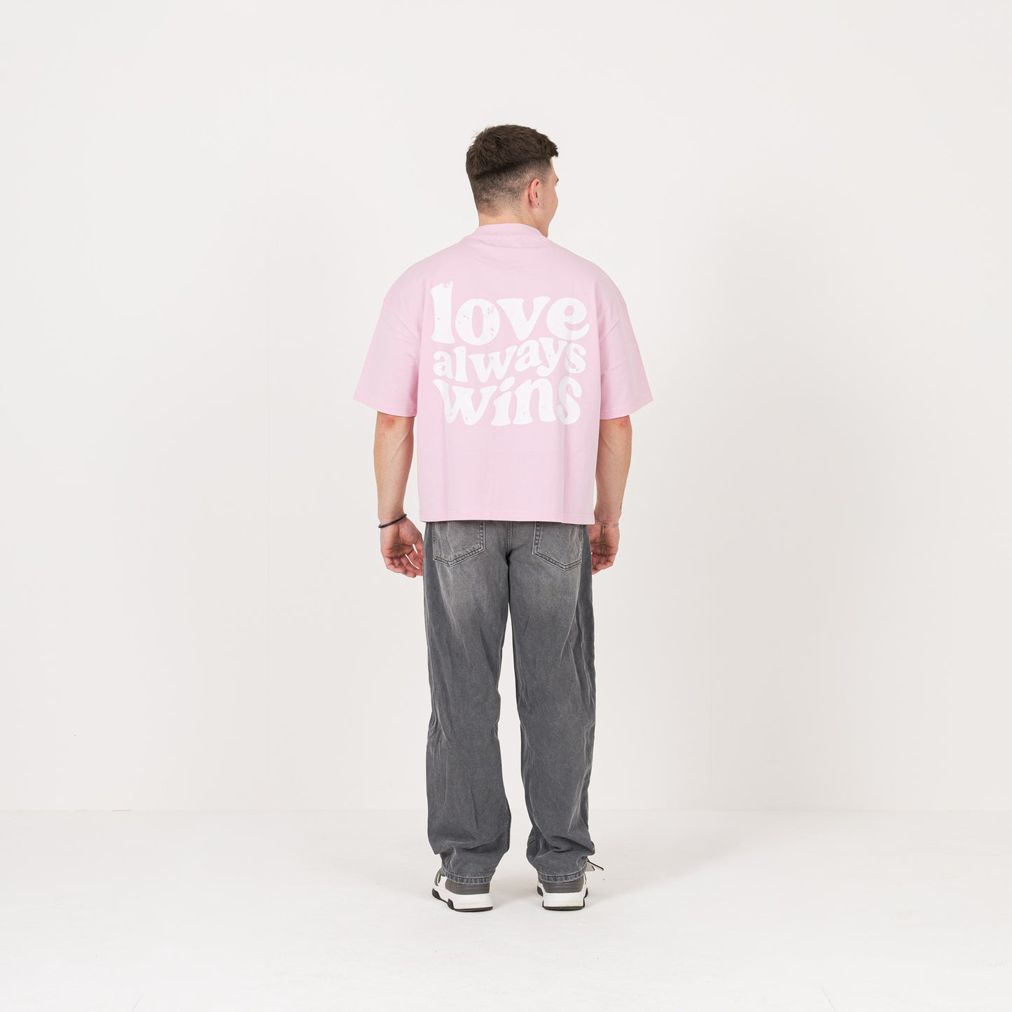 Love Always Wins T-Shirt - Bubblegum Pink