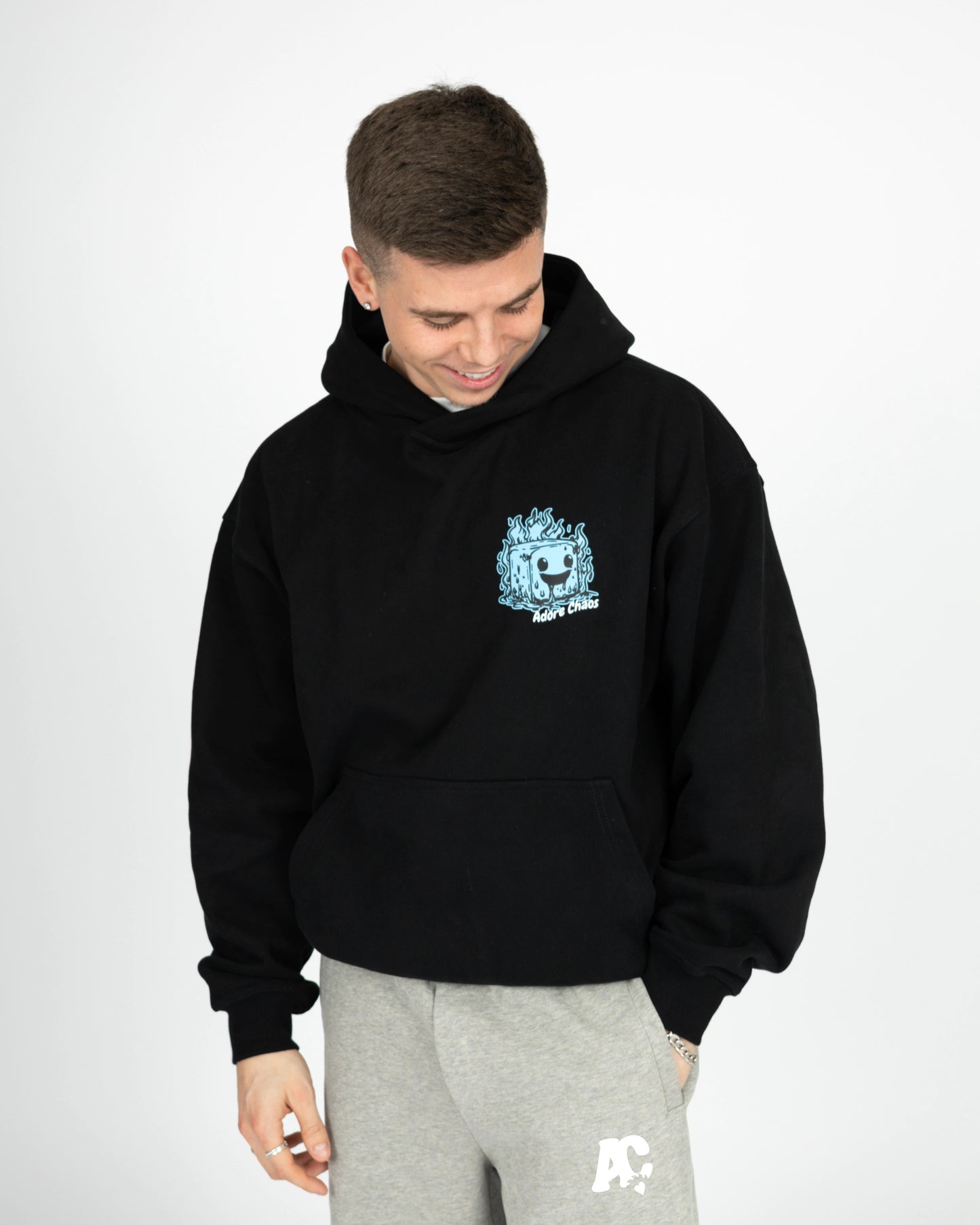 Chillin' Hoodie - Black